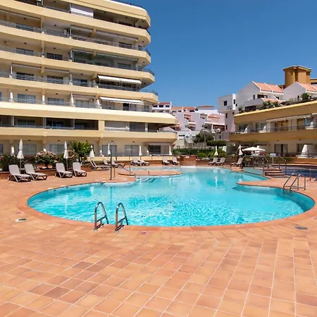 Apartment Santa Maria 105 - Two Bed With Sea Views *